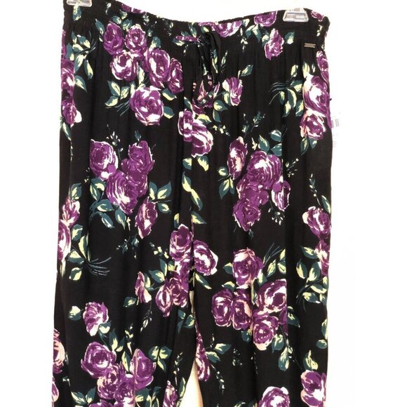 Volcom Women's Purple Summer Casual Defiant One Floral Print Harem Pants  M L - Picture 9 of 12